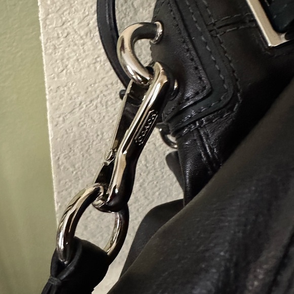 ๐Coach Peyton Drawstring Shoulder Tote Black 14508 - Picture 6 of 12